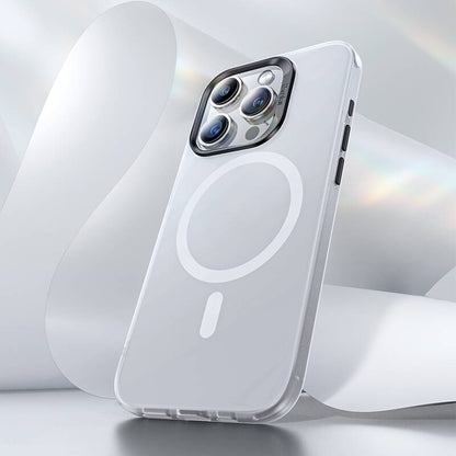 iPhone 15 Pro Max Kılıf M-safe Şarj Özellikli Benks Lucid Armor Kılıf