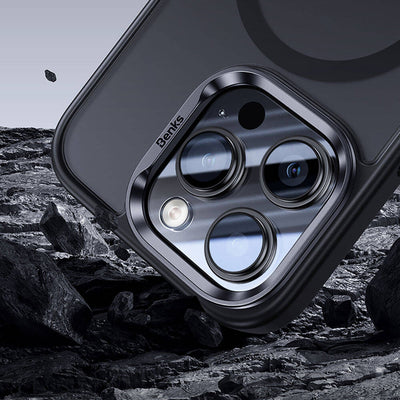 Apple iPhone 15 Pro Max Kılıf Magsafe Şarj Özellikli Benks Mist Protective Kapak Gri