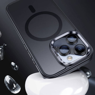 Apple iPhone 15 Pro Max Kılıf Magsafe Şarj Özellikli Benks Mist Protective Kapak Gri