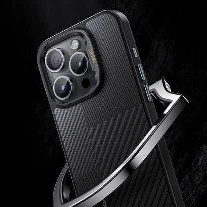 iPhone 15 Pro Max Kılıf M-safe Şarj Özellikli Karbon Fiber Benks Montage Hybrid ArmorPro Kevlar Kılıf