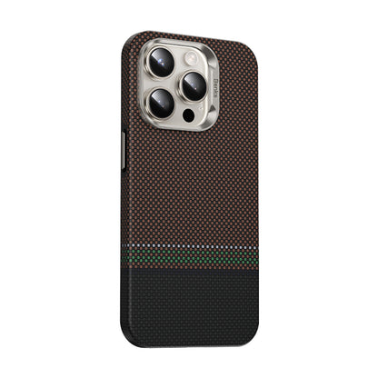 iPhone 15 Pro Max Kılıf M-safe Şarj Özellikli Karbon Fiber Tasarımlı Benks Prestige ArmorPro Kevlar Kılıf