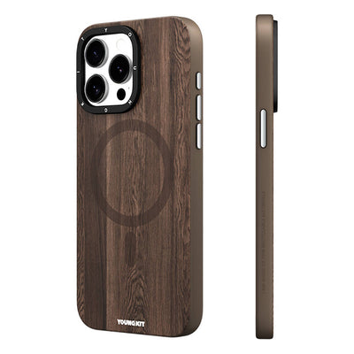 Apple iPhone 15 Pro Max Kılıf Magsafe Şarj Özellikli Sararmaya Dayanıklı Youngkit Wood Forest Serisi Kapak Siyah