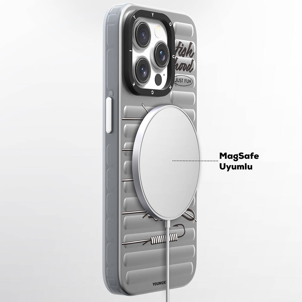 Apple iPhone 15 Pro Max Kılıf Magsafe Şarj Özellikli Youngkit Fishing Serisi Kapak Gri