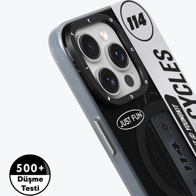 Apple iPhone 15 Pro Max Kılıf Magsafe Şarj Özellikli Youngkit Motorcycle Legend Serisi Kapak Siyah