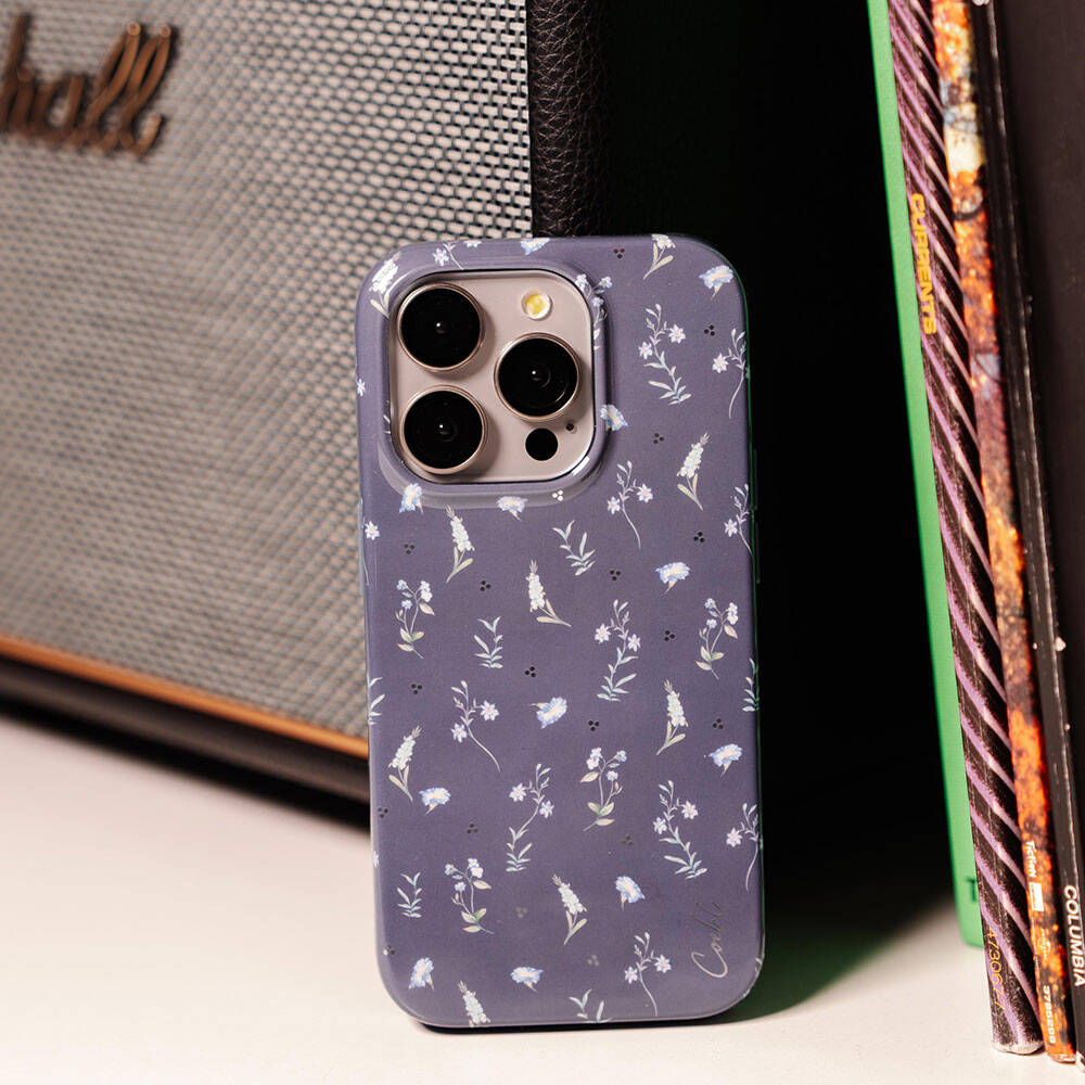 Apple iPhone 15 Pro Max Kılıf Mini Çayır Çiçekleri Desenli Coehl Prairie Kapak Lacivert