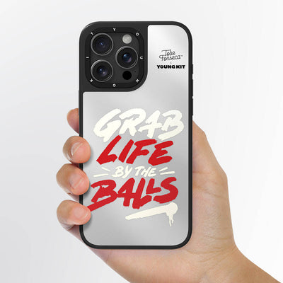 Apple iPhone 15 Pro Max Kılıf Tobias Fonseca Tasarımlı Youngkit Mirror Kapak Pembe
