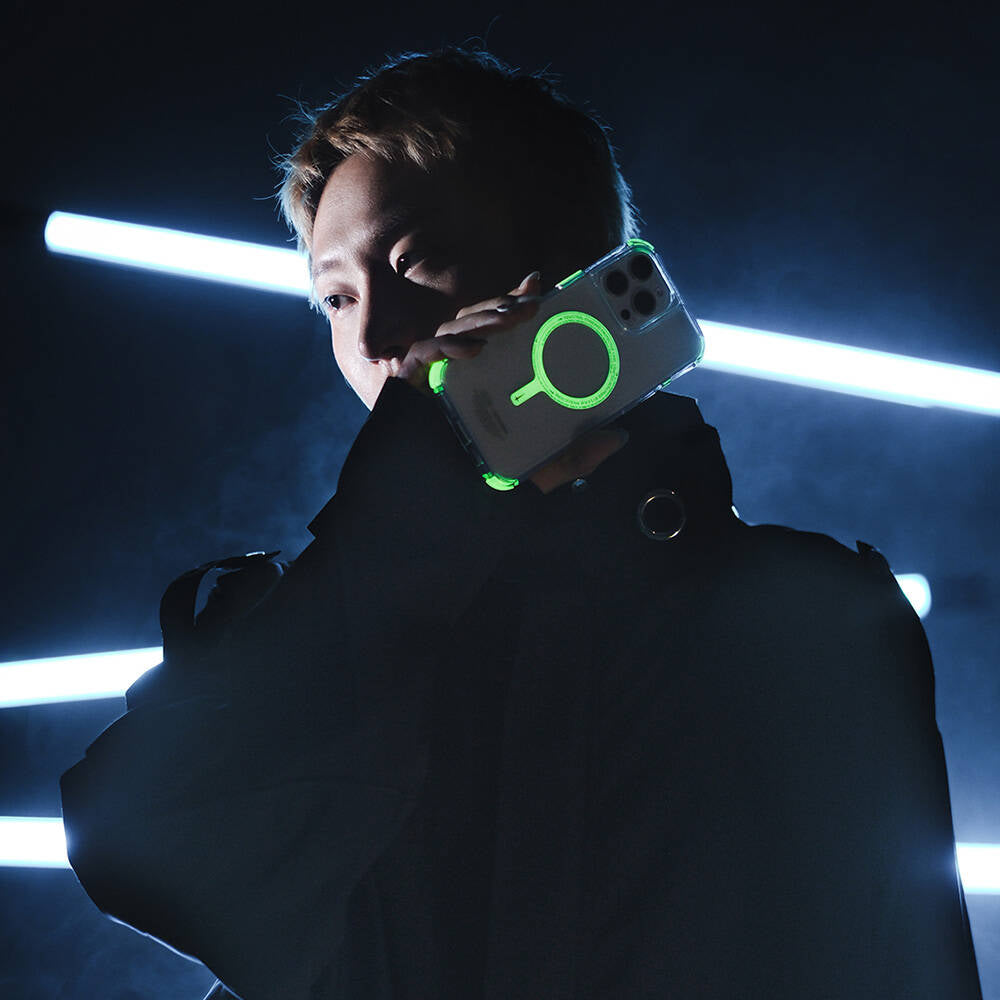 iPhone 16 Kılıf M-safe Şarj Özellikli Şeffaf Airbag Tasarımlı Skinarma Saido Nightglow Kılıf