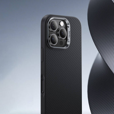 Apple iPhone 16 Plus Kılıf Karbon Fiber Magsafe Şarj Özellikli Benks Hybrid ArmorPro 600D Kevlar Kapak Siyah