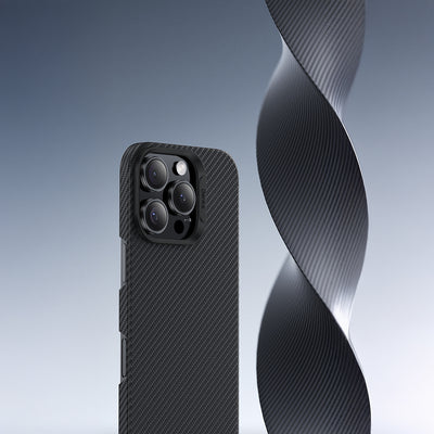 Apple iPhone 16 Pro Kılıf Benks M-safe Şarj Özellikli Metal Kamera Çerçeveli Magnetik ArmorAir 600D Kevlar Fiber Kapak Siyah