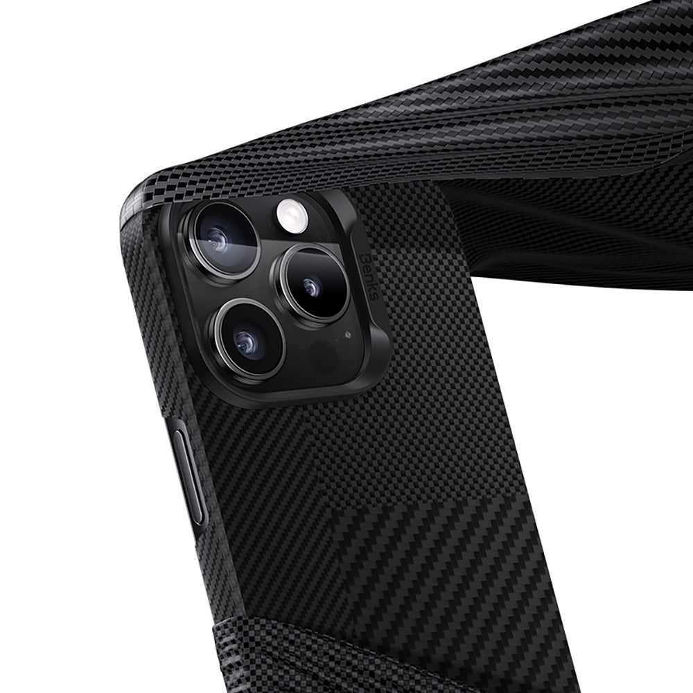 iPhone 16 Pro Kılıf M-safe Şarj Özellikli Karbon Fiber Metal Kamera Çerçeveli Benks Montage ArmorAir Kevlar Kılıf