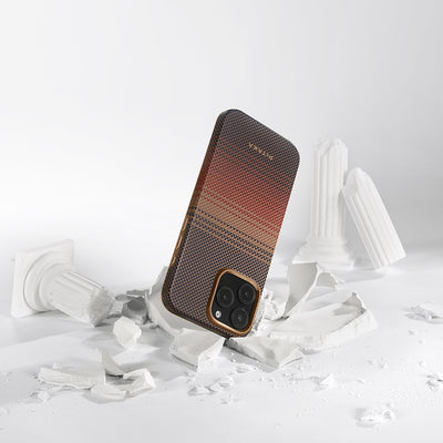 Apple iPhone 16 Pro Kılıf Magsafe Şarj Özellikli Aramid Fiber Pitaka Military-Grade Sunset-Moonrise Serisi Sunset Kapak Kahverengi