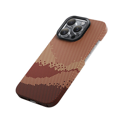 iPhone 16 Pro Kılıf M-safe Şarj Özellikli Benks GoldenTide ArmorAir 600D Kevlar Kılıf