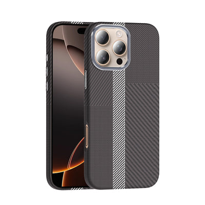 Apple iPhone 16 Pro Max Kılıf M-safe Şarj Özellikli Karbon Fiber Görünümlü Zore Gros Kapak