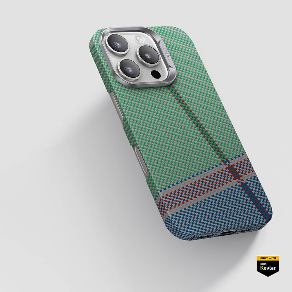 iPhone 16 Pro Kılıf M-safe Şarj Özellikli Karbon Fiber Tasarımlı Benks Passion Green ArmorAir Kevlar Kılıf