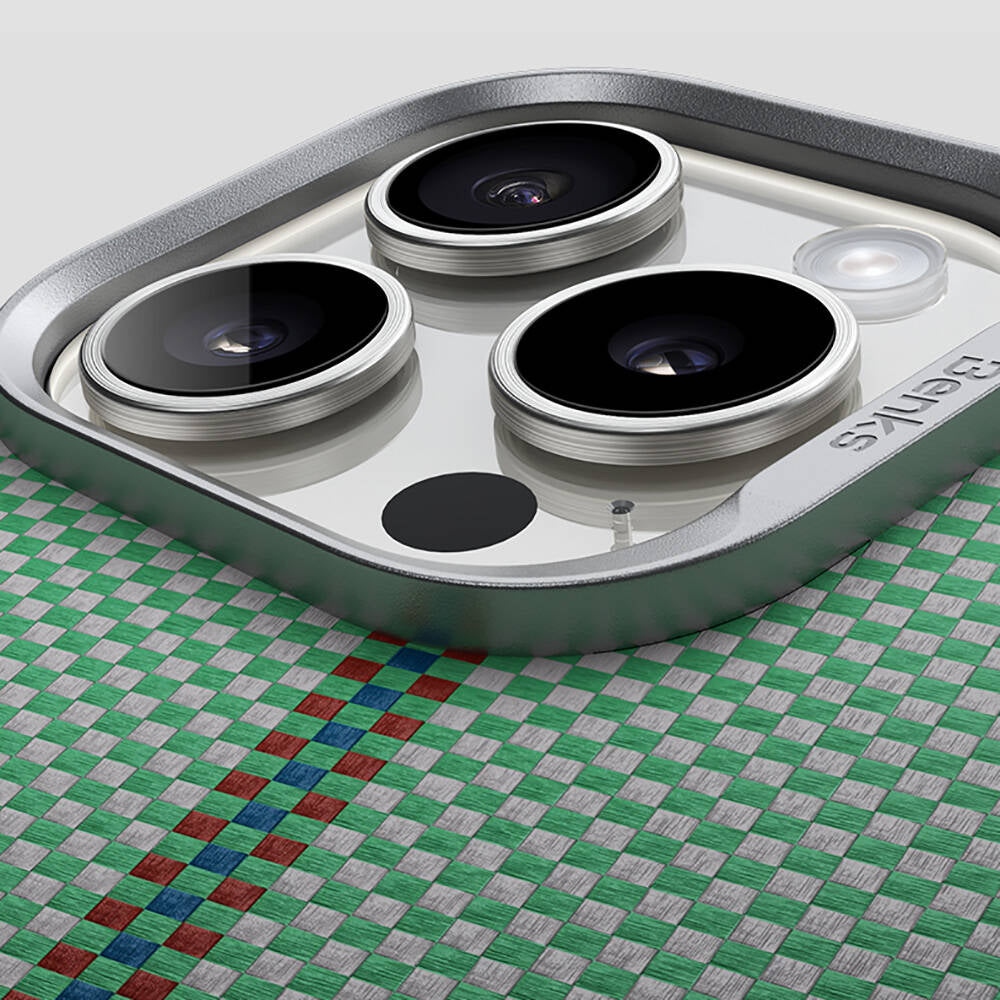 Apple iPhone 16 Pro Kılıf Magsafe Şarj Özellikli Karbon Fiber Tasarımlı Benks Passion Green ArmorAir Kevlar Kapak Yeşil