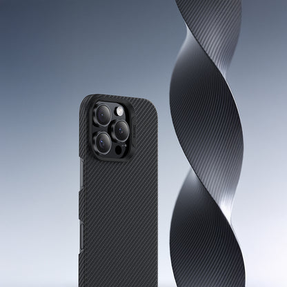 iPhone 16 Pro Max Kılıf Benks M-safe Şarj Özellikli Metal Kamera Çerçeveli Magnetik ArmorAir 600D Kevlar Fiber Kılıf