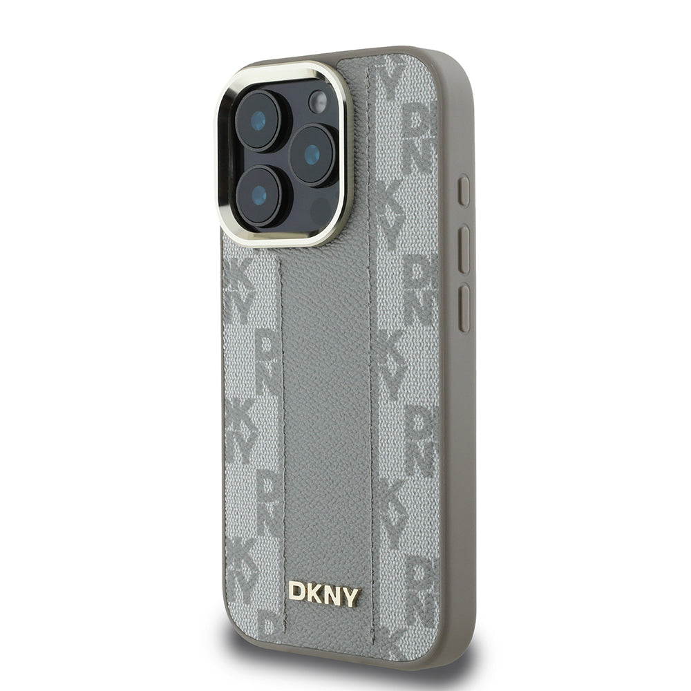 Apple iPhone 16 Pro Max Kılıf DKNY Orjinal Lisanslı Magsafe Şarj Özellikli 3D Yazılı Checkered Pattern Kapak Siyah