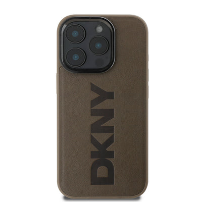 Apple iPhone 16 Pro Max Kılıf DKNY Orjinal Lisanslı Magsafe Şarj Özellikli PU Deri Plain Kapak Kahverengi