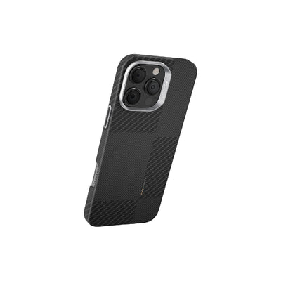 Apple iPhone 16 Pro Max Kılıf Magsafe Şarj Özellikli 600D Metal Kamera Çerçeveli Raptic Aramid Fiber Croxx Mondrian Serisi Kapak Siyah