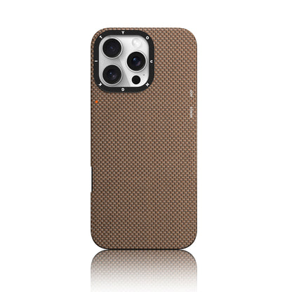 iPhone 16 Pro Max Kılıf M-safe Şarj Özellikli Aramid Fiber Youngkit 1500D Kevlar Extreme Wing Titanyum-Gold Serisi Kılıf