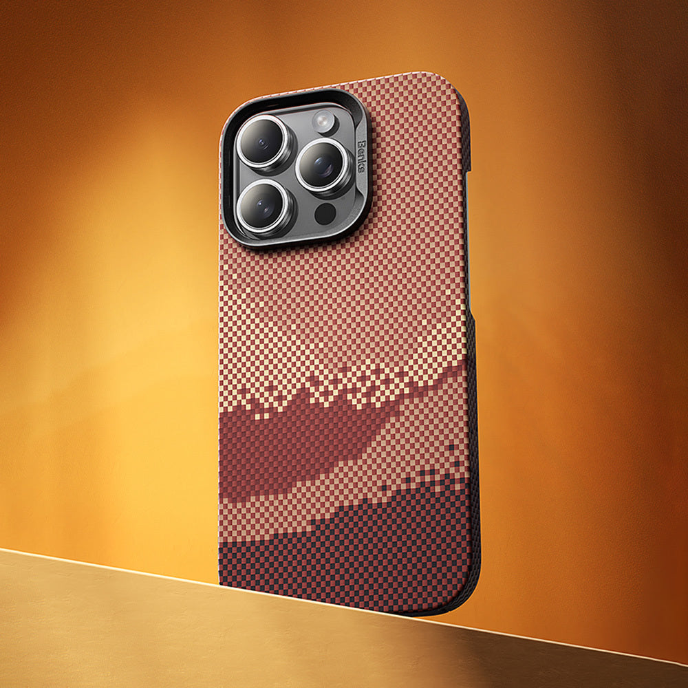 iPhone 16 Pro Max Kılıf M-safe Şarj Özellikli Benks GoldenTide ArmorAir 600D Kevlar Kılıf