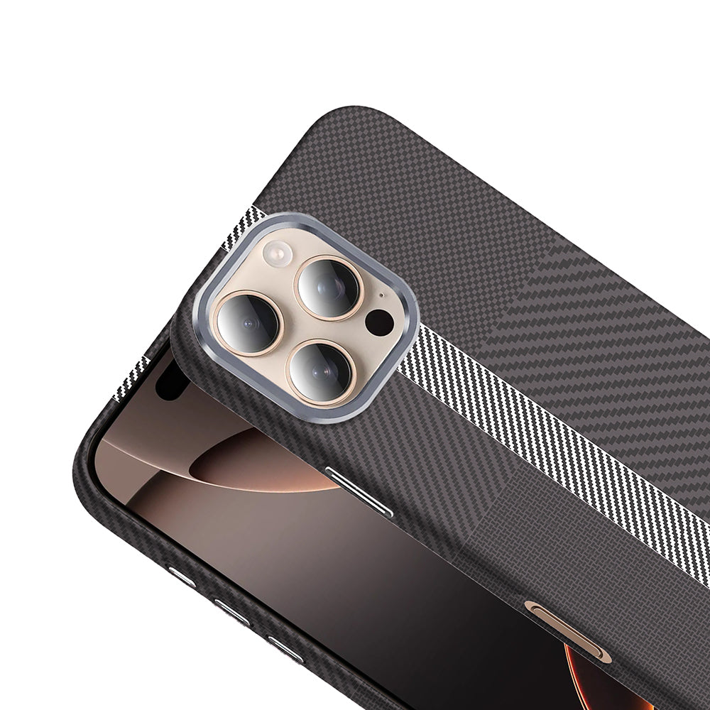 Apple iPhone 16 Pro Max Kılıf M-safe Şarj Özellikli Karbon Fiber Görünümlü Zore Gros Kapak Siyah