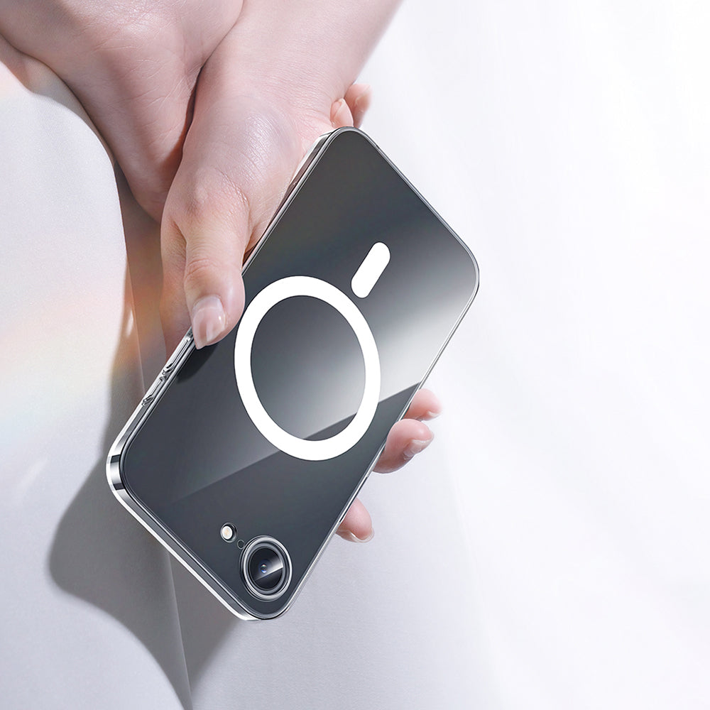 iPhone 16E Kılıf M-safe Şarj Özellikli Benks Crystal Serisi Şeffaf Kılıf