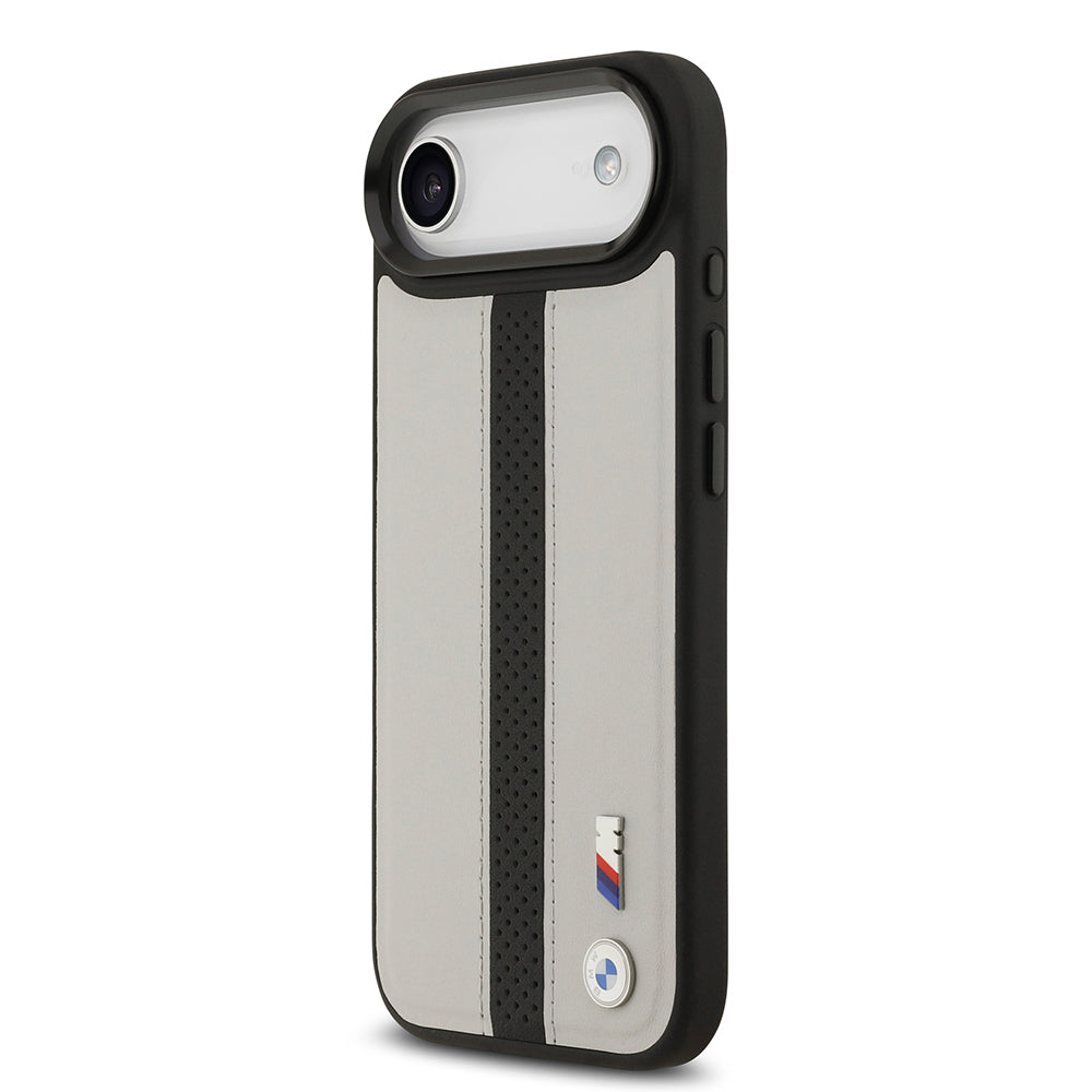 iPhone 17 Air Kılıf BMW Orjinal Lisanslı M-safe Şarj Özellikli Deri Arka Yüzey Metal Logolu Delikli Şerit Tasarımlı Kılıf