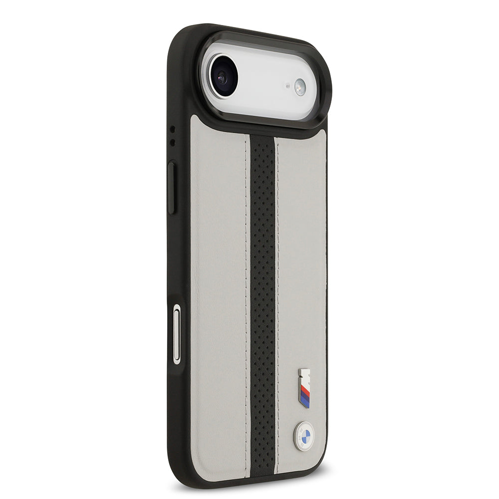 iPhone 17 Air Kılıf BMW Orjinal Lisanslı M-safe Şarj Özellikli Deri Arka Yüzey Metal Logolu Delikli Şerit Tasarımlı Kılıf