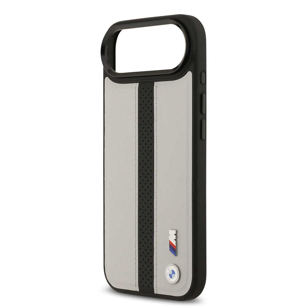 iPhone 17 Air Kılıf BMW Orjinal Lisanslı M-safe Şarj Özellikli Deri Arka Yüzey Metal Logolu Delikli Şerit Tasarımlı Kılıf