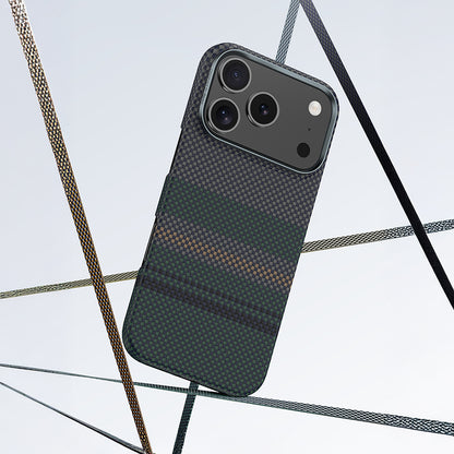 iPhone 17 Air Kılıf M-safe Şarj Özellikli Karbon Fiber Tasarımlı Benks Aurora ArmorAir Kevlar Kılıf