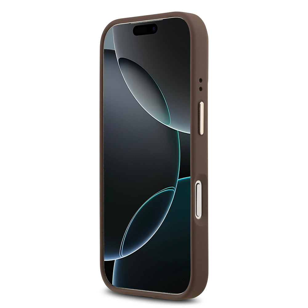 Apple iPhone 17 Pro Kılıf Guess Orjinal Lisanslı M-safe Şarj Özellikli Gold Metal Kamera Çerçeveli PU Deri 4G Desenli Yazı Logolu Kapak Pembe