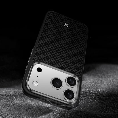 iPhone 17 Pro Kılıf M-Safe Şarj Özellikli Benks ArmorPro ArmorGrid Serisi Kevlar Kılıf