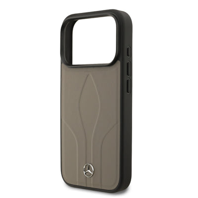 Apple iPhone 17 Pro Kılıf Mercedes Benz Orjinal Lisanslı M-safe Şarj Özellikli Dokulu Desenli Deri Kapak Kahverengi