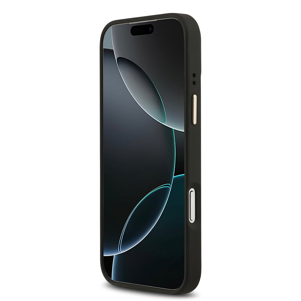 iPhone 17 Pro Max Kılıf Guess Orjinal Lisanslı M-safe Şarj Özellikli 4G Desenli PU Metal Plaka Klasik Logolu Kılıf