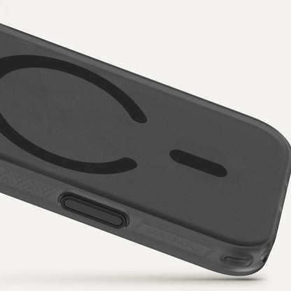 iPhone 17 Pro Max Kılıf M-Safe Şarj Özellikli Benks C-Magnet Lucid Armor Kılıf