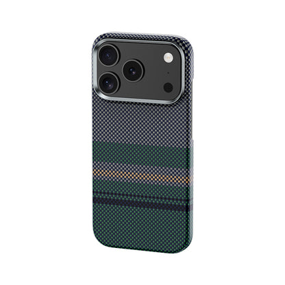 iPhone 17 Pro Max Kılıf M-safe Şarj Özellikli Karbon Fiber Tasarımlı Benks Aurora ArmorAir Kevlar Kılıf