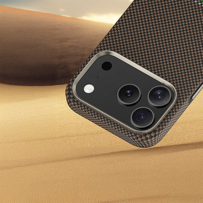 iPhone 17 Pro Max Kılıf M-safe Şarj Özellikli Karbon Fiber Tasarımlı Benks Prestige ArmorPro Kevlar Kılıf