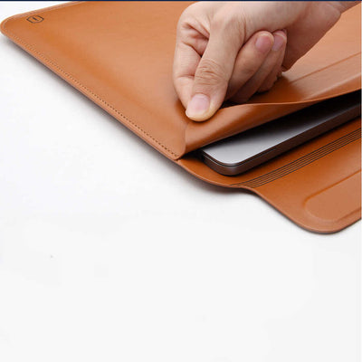 Apple Macbook Pro 16.2 2023 A2780 Wiwu Macbook Skin Pro Portable Stand Kılıf Siyah