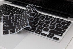 Macbook Pro 16.2 2023 A2780 Zore Klavye Koruyucu Silikon Ped