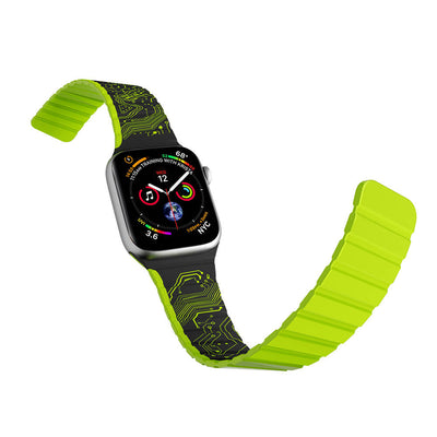 Apple Watch 7 45mm Kordon Youngkit Technological Magnetik Tak Çıkar Silikon Strap Kayış Beyaz
