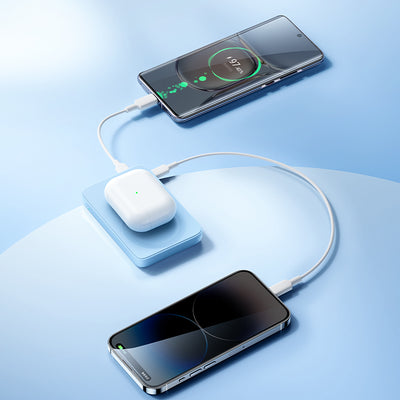 Benks MP07 Magsafe Magnetik İnce Tasarımlı Powerbank 10000mAh iPhone 12-13-14 Serisi Beyaz