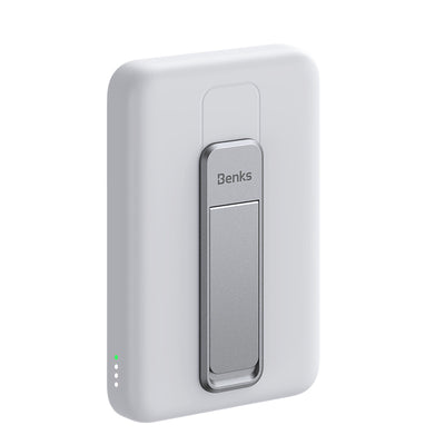 Benks MP08 Magsafe Magnetik Standlı İnce Tasarımlı Powerbank 10000mAh Siyah