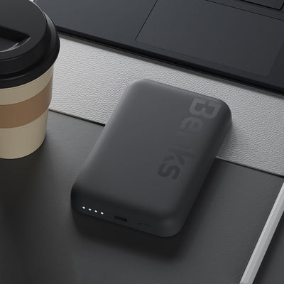 Benks MP10 Magsafe Magnetik İnce Tasarımlı Powerbank 6000mAh Pembe