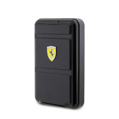 Ferrari 973WP Orjinal Lisanslı Magsafe Şarj Özellikli Standlı Metal Logolu Powerbank 10.000mAh Siyah