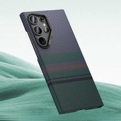 Galaxy S24 Ultra Kılıf Magsafe Şarj Özellikli Karbon Fiber Tasarımlı Benks Aurora ArmorAir Kevlar Kapak Siyah