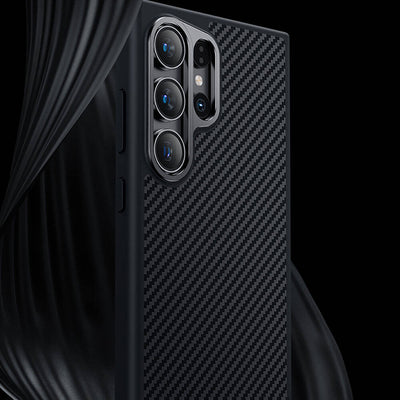 Galaxy S25 Kılıf Karbon Fiber M-safe Şarj Özellikli Benks Hybrid ArmorPro 600D Kevlar Kapak Siyah