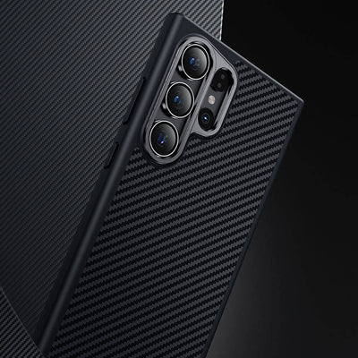Galaxy S25 Kılıf Karbon Fiber M-safe Şarj Özellikli Benks Hybrid ArmorPro 600D Kevlar Kapak Siyah