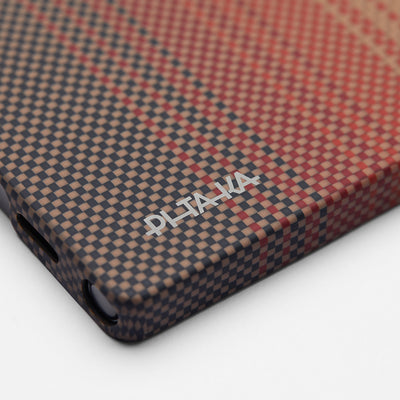 Galaxy S25 Ultra Kılıf M-safe Şarj Özellikli Aramid Fiber Pitaka Tactile Woven Sunset-Moonrise Serisi Kapak Kahverengi