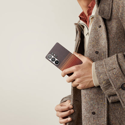 Galaxy S25 Ultra Kılıf M-safe Şarj Özellikli Aramid Fiber Pitaka Tactile Woven Sunset-Moonrise Serisi Kılıf